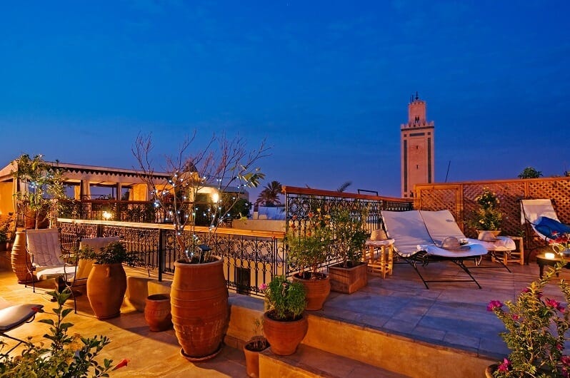 marakes-Casablanca-romanticka-restauracia-marakes-orient-strecha-terasa